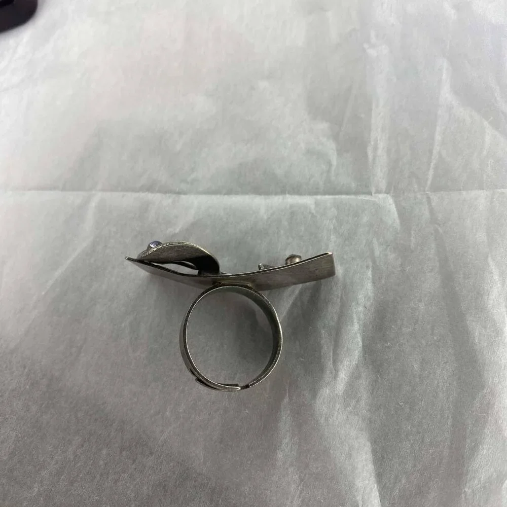 Pewter? -- adjustable art ring - Picture 4 of 6